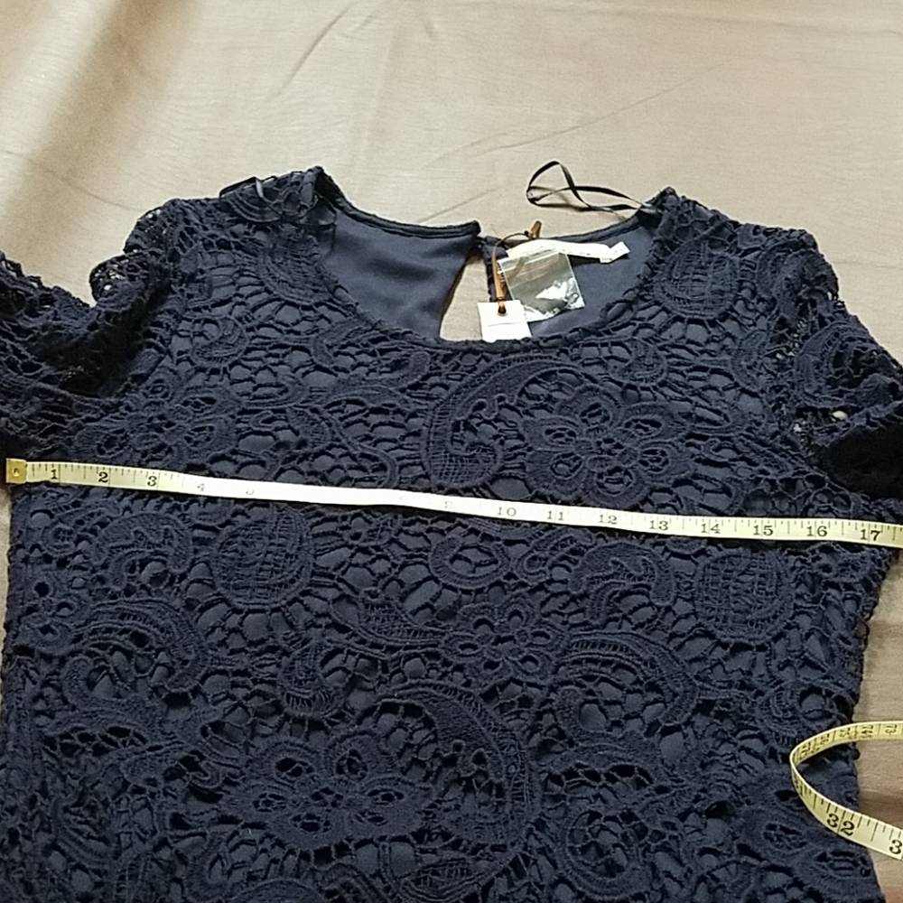 Dress - Picture 5 of 5